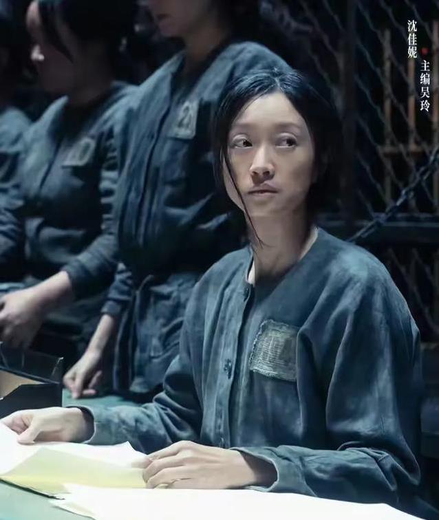 结婚12年零绯闻，朱亚文沈佳妮同框庆生，谣言离婚谁信啊？