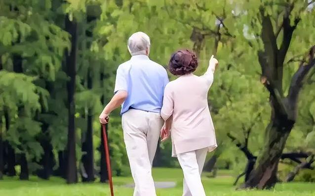 老了最怕这6种病，疼得睡不着，你家老人中招了吗？