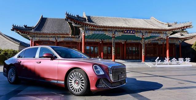 红旗国雅震撼亮相，V8动力碾压豪车，凭啥这么自信？
