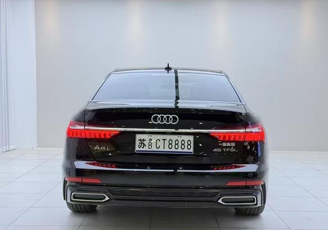 23.8万买奥迪A6L，8.5万公里值不值，家用商务全拿下？