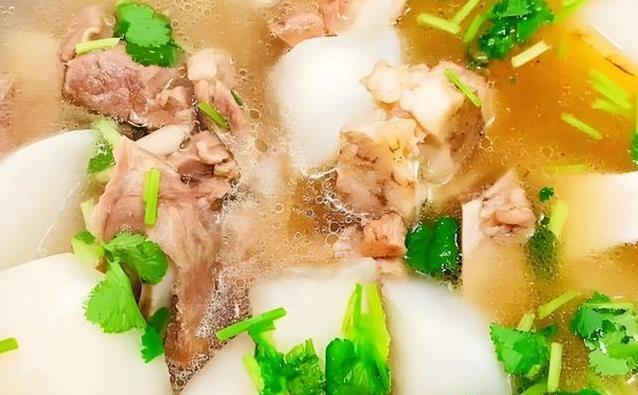 海鲜蔬菜简单炒，鲜味翻倍，你敢试吗？