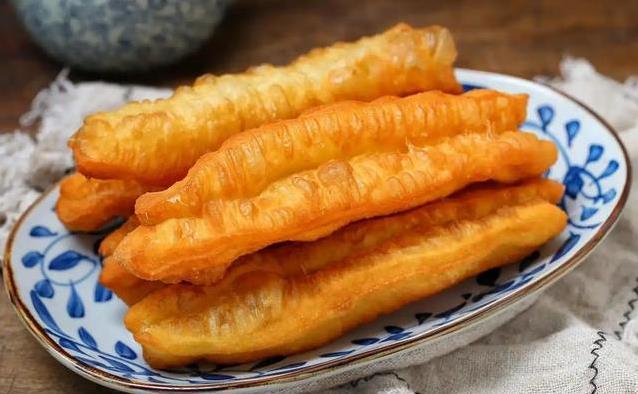 玉米吃太多体重飙升？医生警告：这3种美食要少碰！