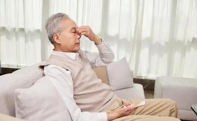 每天吃荔枝身体有啥变化？医生揭秘：7颗就够，5大好处太意外
