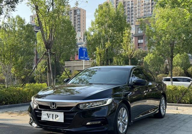10.8万买辆雅阁值不值？6万公里国六车况佳，隐藏问题让人纠结