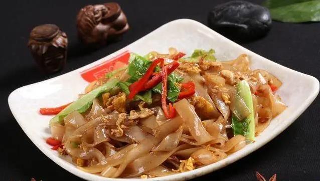 广州街头一碗粉，百年传承成国宝，你吃过正宗沙河粉吗？