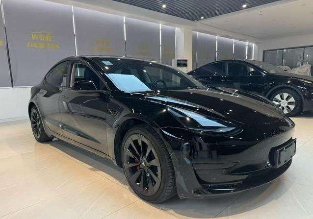 12万买特斯拉Model 3，省油又拉风，真能开回家？
