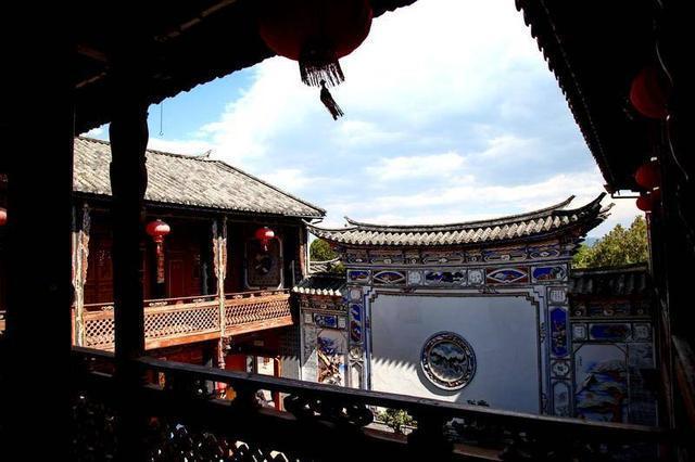 中国江南传统民居与古罗马民居中的“天井”异同