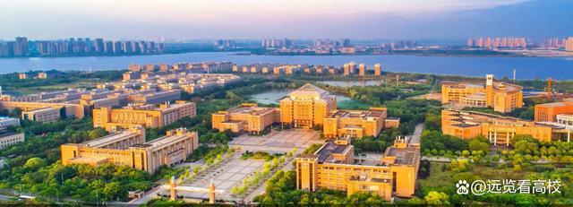 昙花一现的武汉冶金科技大学，为何四年后就改成了武汉科技大学？