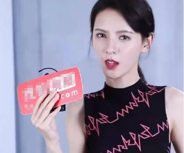 张予曦疑为拍戏暴瘦似纸片人 网友喊话多吃一点