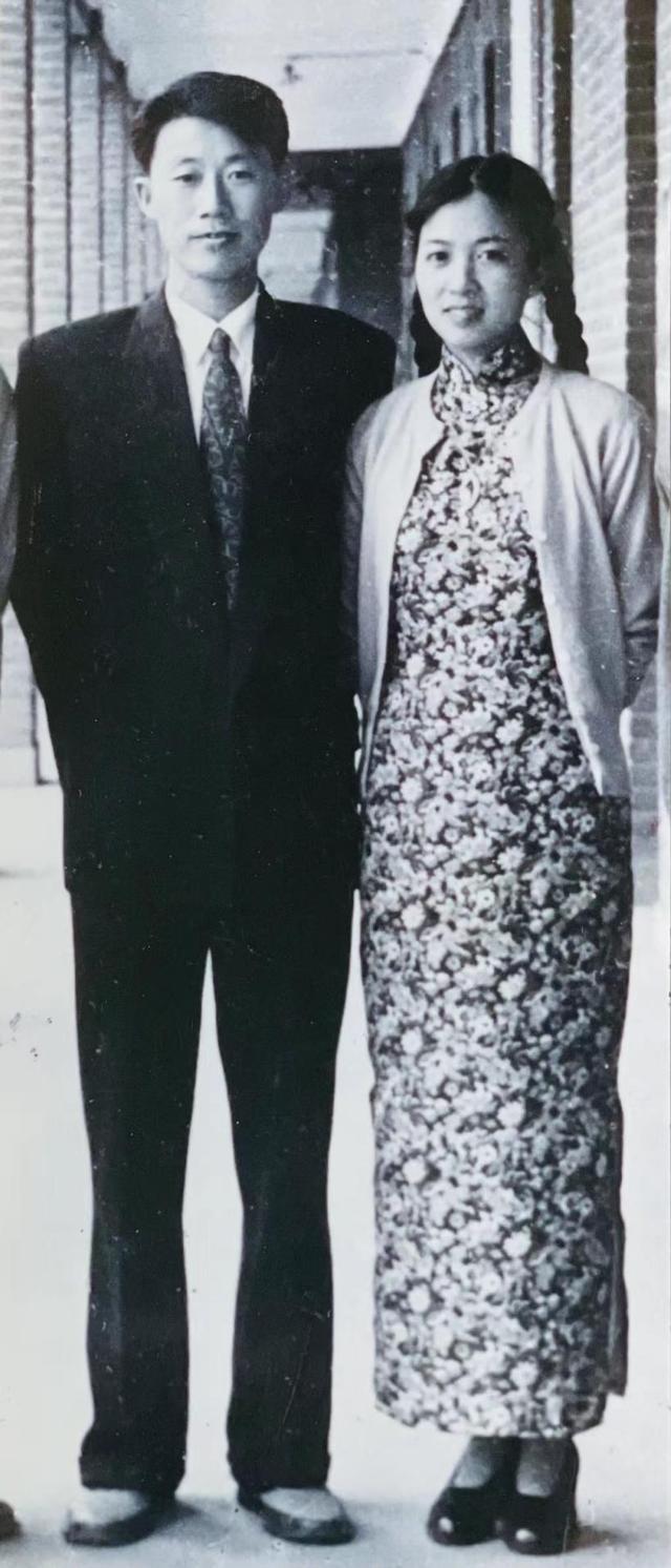 著名演员谢芳丈夫张目病逝享年92岁