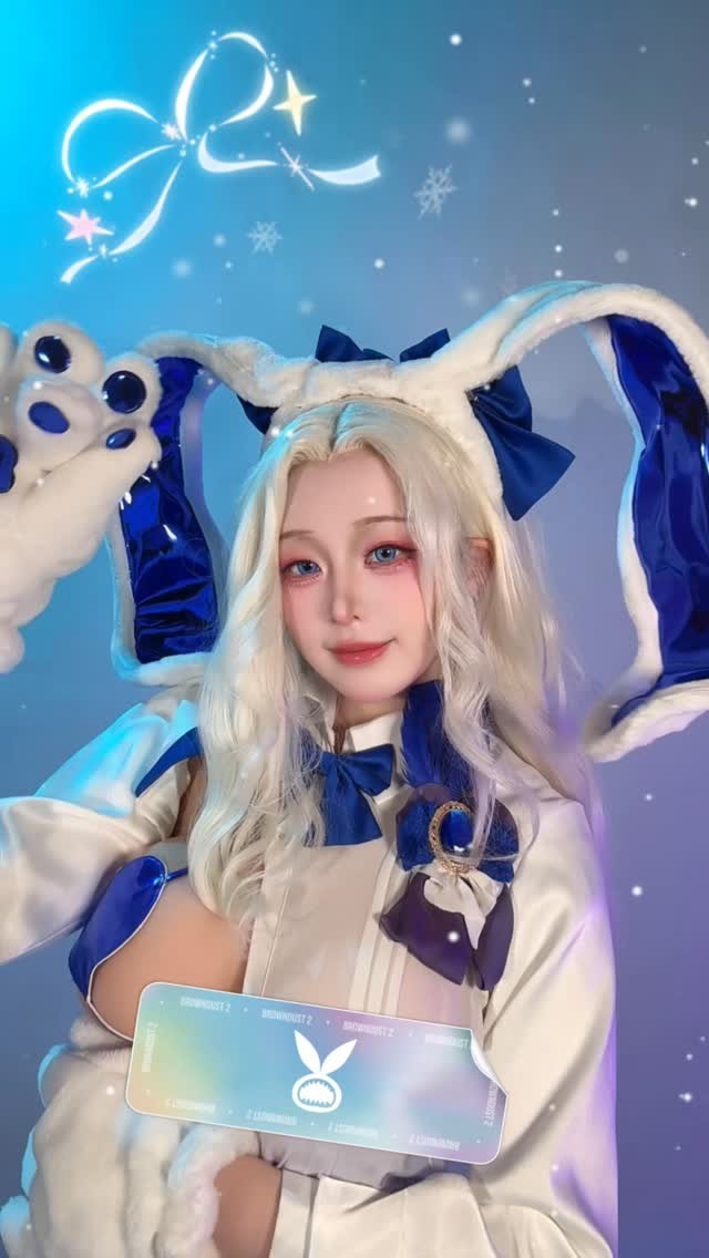 美女cos《棕色尘埃2》兔女郎达丽安 前凸后翘太美了！