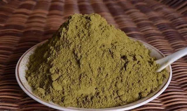 爱吃抹茶的食物，那你知道抹茶粉和绿茶粉有啥区别吗？看完涨知识