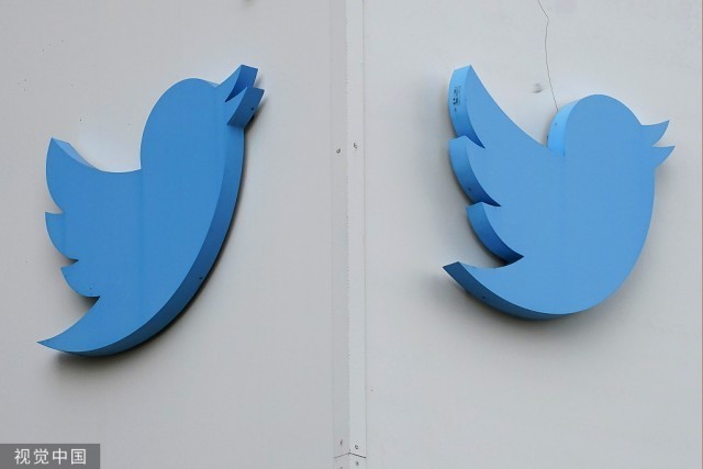 推特总部小蓝鸟雕像拍出10万美元 推特前高管曾使用的桌子和咖啡机等也在拍品之列