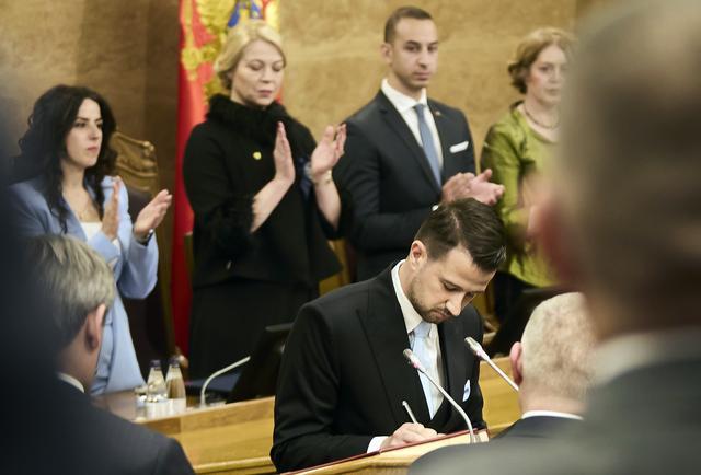 黑山新总统宣誓就职 任期5年（图）