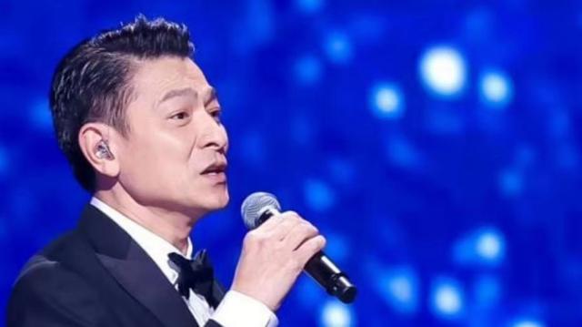 港星赢得很彻底 2023湾区升明月大湾区电影音乐晚会让人看得很过瘾！