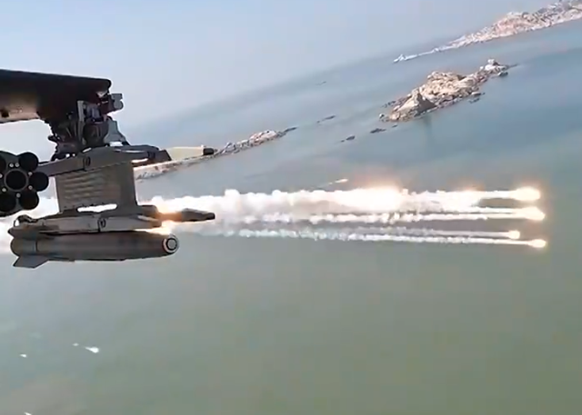 “定时炸弹”要爆了？解放军拉开火力网，3线布局定东海