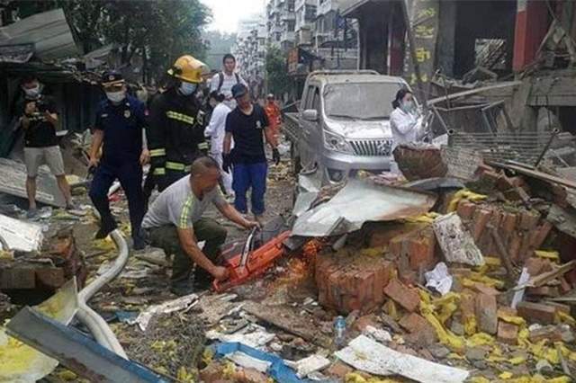 晚报|十堰爆炸事故致12死 G7领导人密谈中国起争执