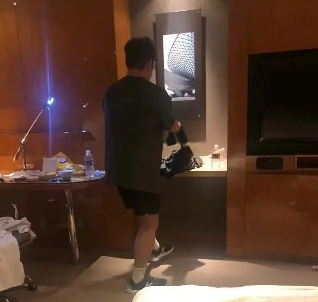 谭咏麟方发声辟谣网传消息