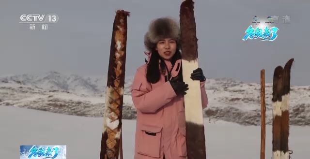 1万年前岩画记载人类滑雪姿态