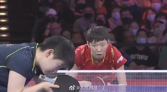 王曼昱孙颖莎世乒赛各夺两冠