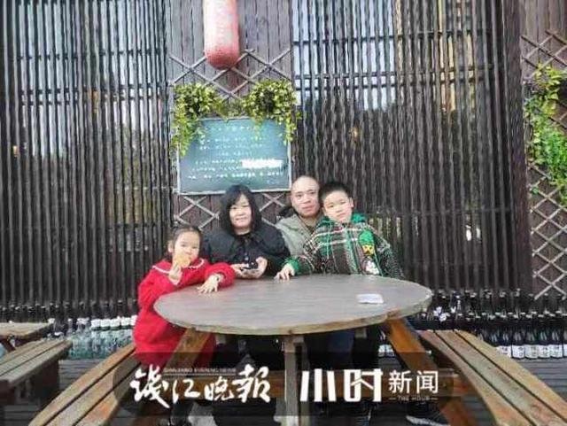 月路费4千 杭州男子每周飞天津上班：为陪伴家人甘愿奔波