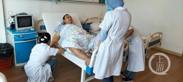 小伙在柬埔寨被7次抽血浮肿病危