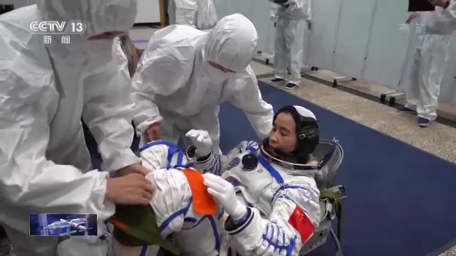 总台记者独家专访丨刘洋：为国出征 把祝福写进满天星辰