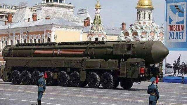俄国防部签署新型洲际导弹和防空导弹系统采购合同