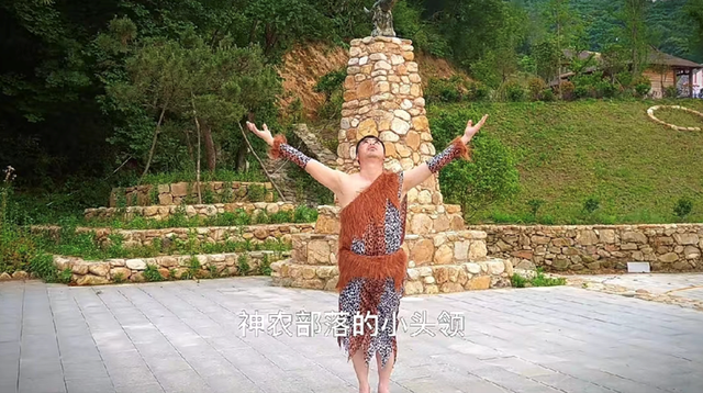 被嘲“以丑出圈” 文旅局长回应：只要能宣传美景，都无所谓