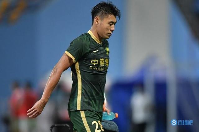 曝2017年张呈栋转会费1.5亿人民币，经纪人大赚2000万，那些年华夏幸福花的“冤枉钱”