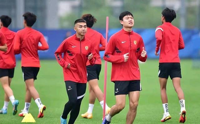 U20比赛艾菲尔丁制造乌龙 时隔九年将国足送进8强