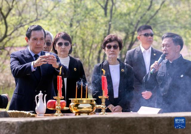 马英九湖南祭祖哽咽，称实现多年愿望