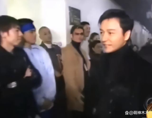 回顾张国荣生前最后一次露面，身患抑郁仍把笑容留给观众
