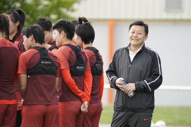 中国足协只剩2位副主席:足协剩两副主席维持运转
