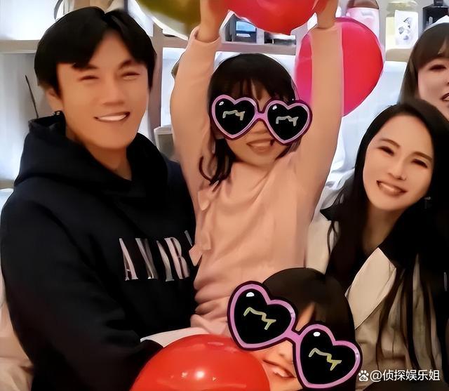 秦昊伊能静秀恩爱方式很独特 婆媳关系融洽也是一种幸福