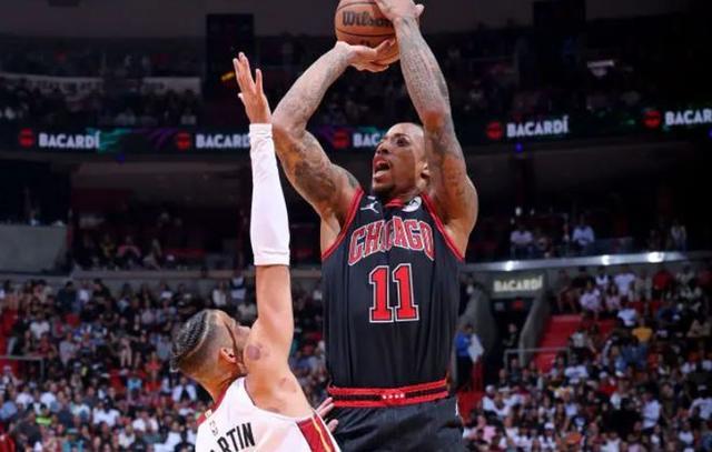 德罗赞谈9岁女儿遭网络威胁：我只关心女儿享受她的时刻！上一场由保安护送出猛龙主场