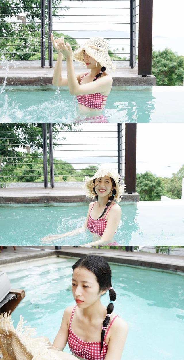 周雨彤晒旧照 烂漫戏水笑容治愈清甜 少女感十足！