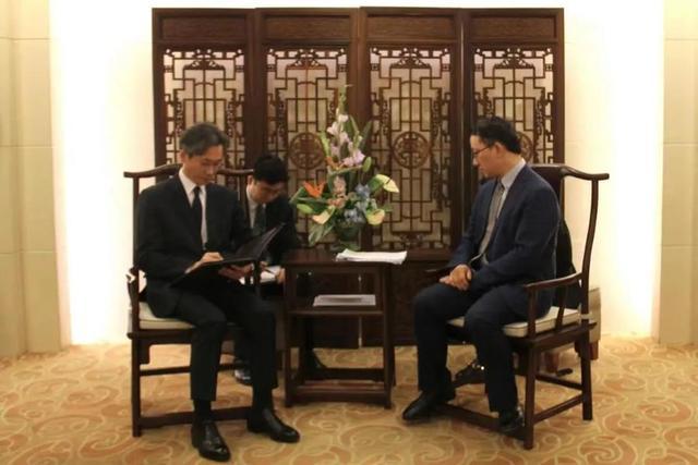 外交部约见韩国公使 就美韩联合声明涉华错误表述提出严肃交涉