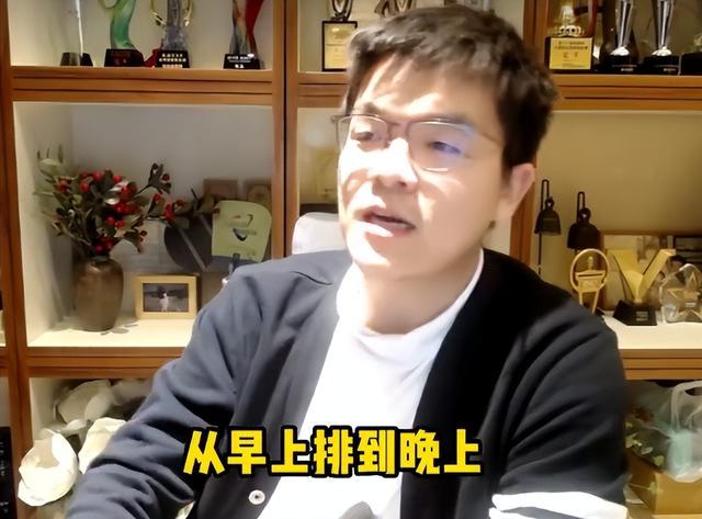 柯洁辣评淄博烧烤, 没一点技术含量, 排队去吃的人, 脑子都有问题 引发了不小的争议