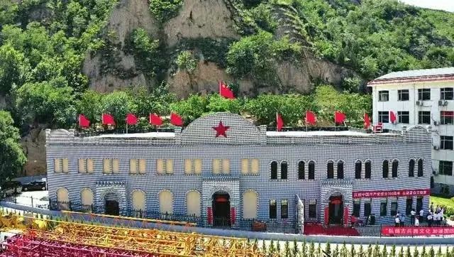 涉事馆长区长身份起底：馆长习过武，区长教过书