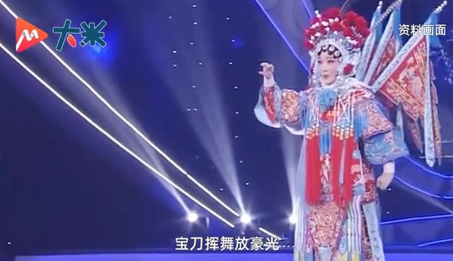 女孩特爱哭被送去唱戏拿了金奖！真正的老天爷赏饭吃