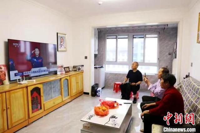 朱杨柱父亲期待儿子凯旋 给他做最喜欢吃的猪肉饺子