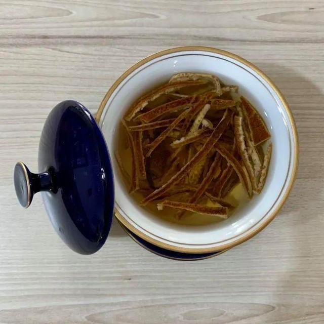 爸爸囤几百斤陈皮给女儿做嫁妆 网友看懵：涨成这样了？