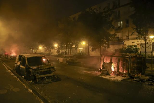 “警察射杀17岁少年”引爆法国社会，居民坦言想看到过去重演