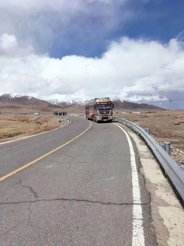 一个货车司机消失在海拔4770米