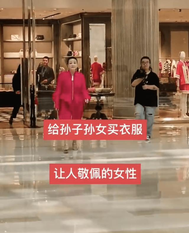 张兰透露汪小菲接娃经过：回京受阻大S要6000万保证金