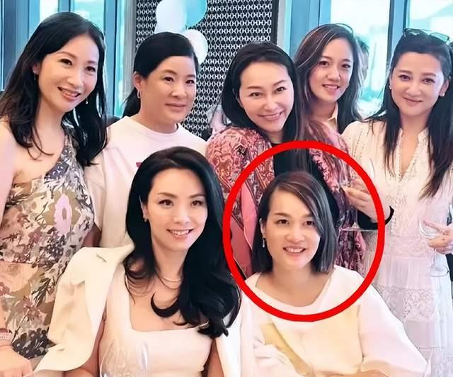 章泽天回应拒绝张艺谋出演“谋女郎” 高情商回答获赞