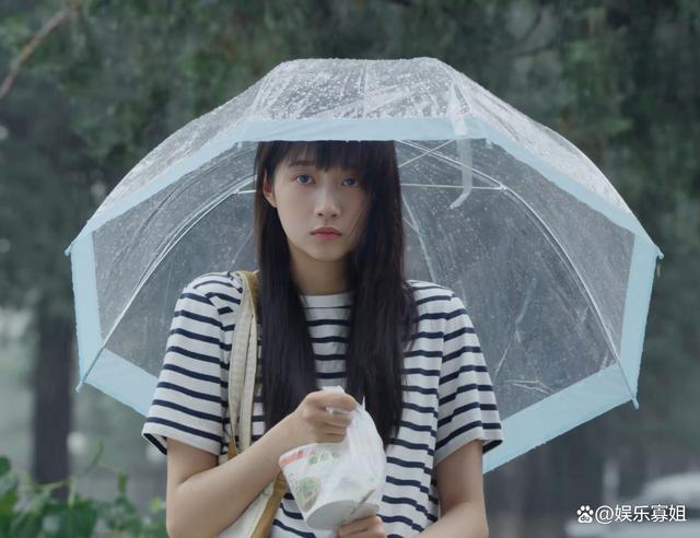 《曾少年》的花絮:关晓彤的狗不让张一山摸