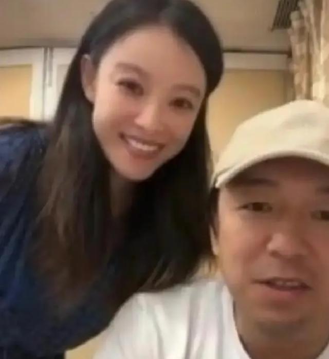 黄渤回应开美颜误伤倪妮：倪妮长相根本不需要这个