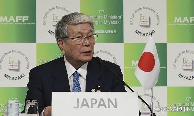 日本一官员说了句“核污染水”被首相要求道歉，外交部回应
